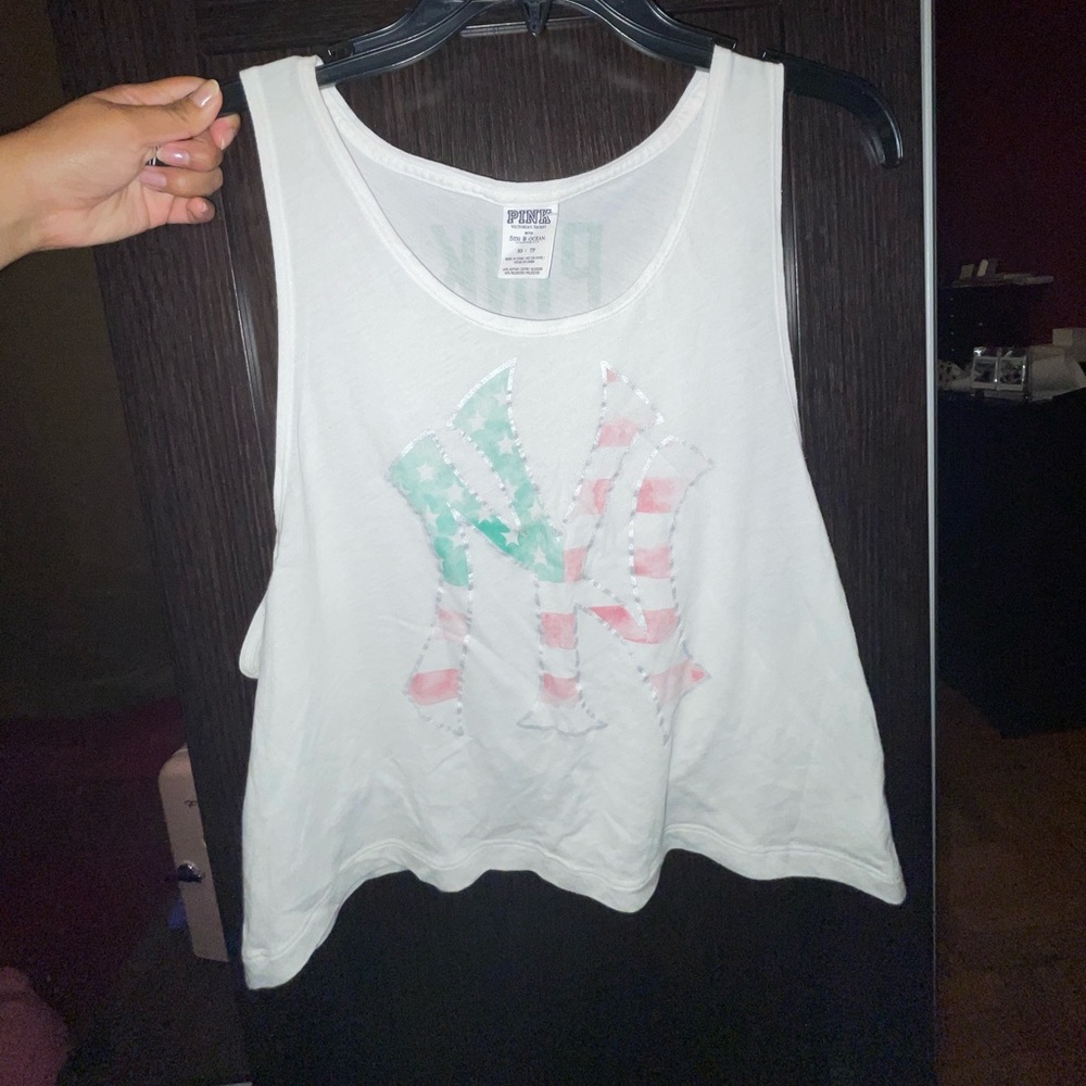 3/$15 PINK Yankees muscle cropped tank